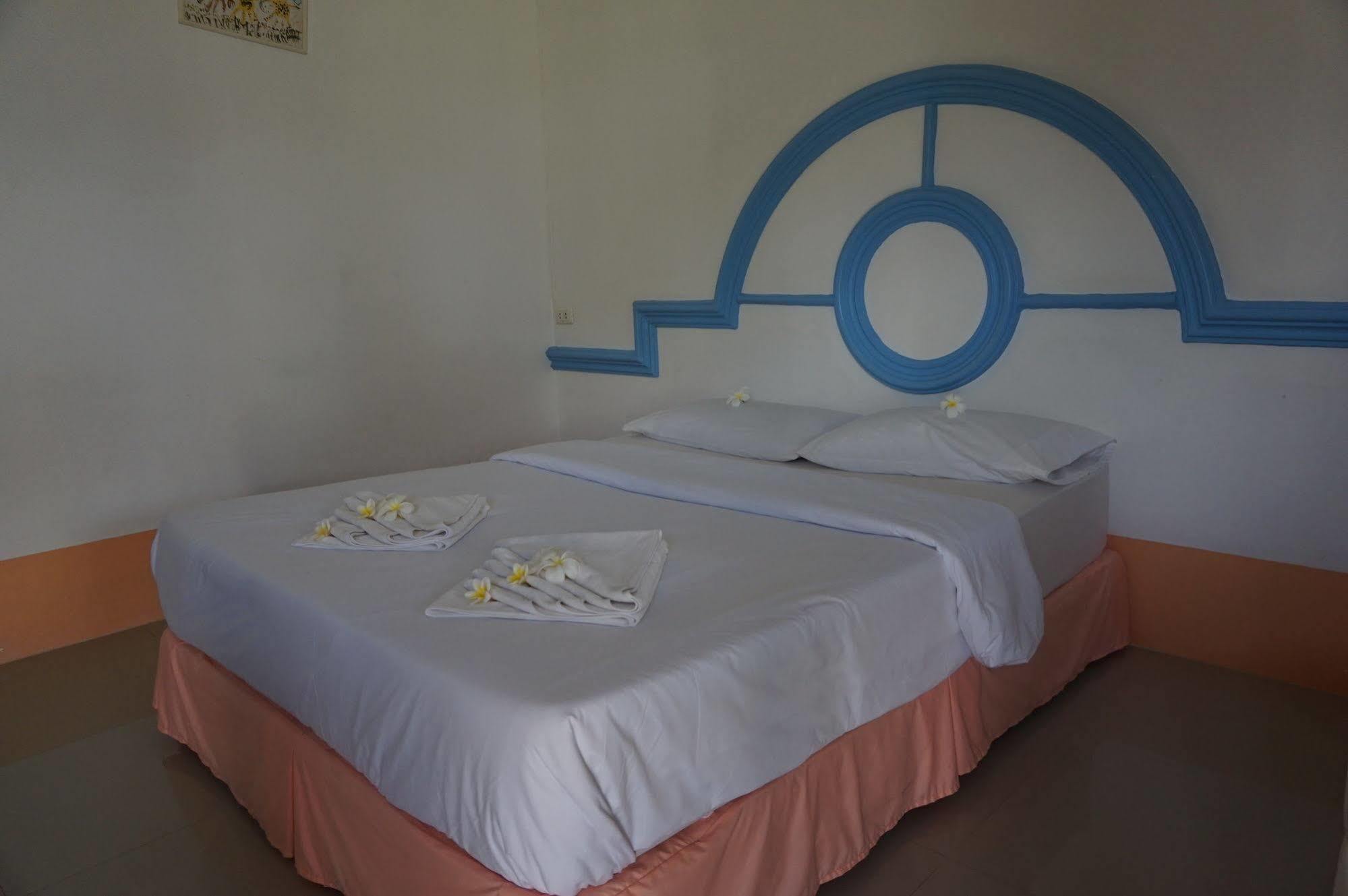 Ratchapreuk Resort Kalasin Esterno foto